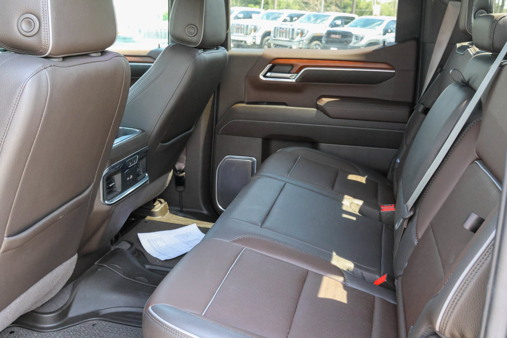 Used 2023 GMC Sierra 1500 Denali w/ Denali Reserve Package AWD/4WD image 18