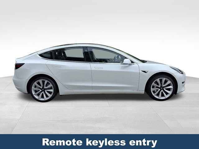 Used 2018 Tesla Model 3 Long Range RWD image 9