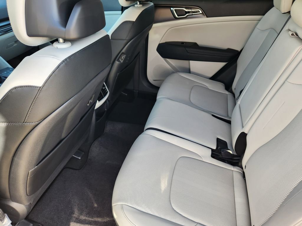 New 2026 Kia Sportage EX image 21