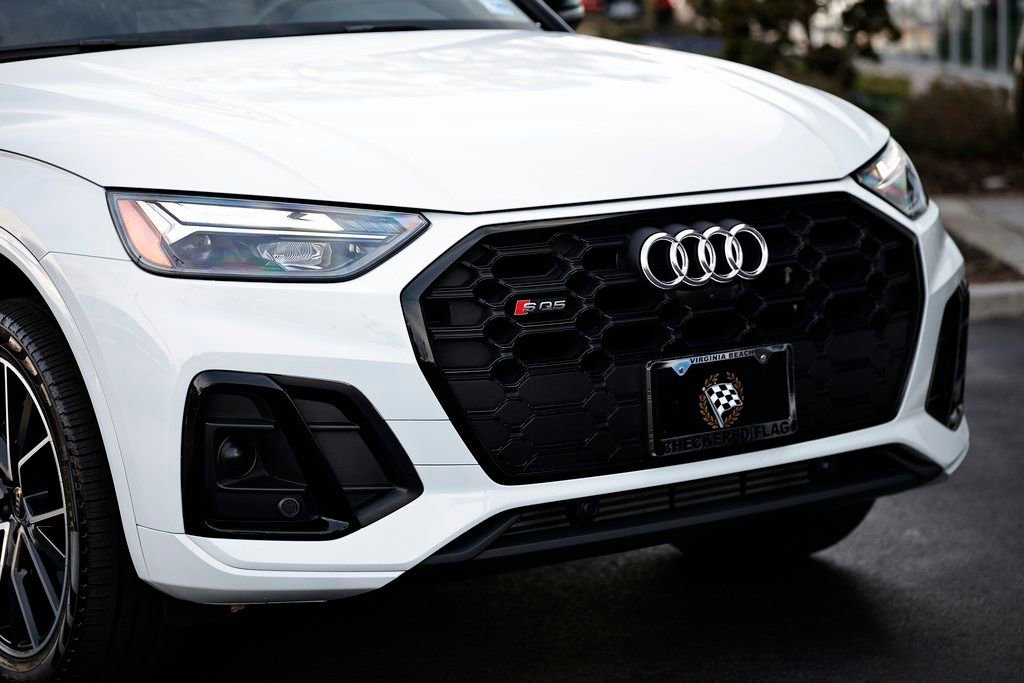 Used 2024 Audi SQ5 Premium Plus w/ Premium Plus Package image 2