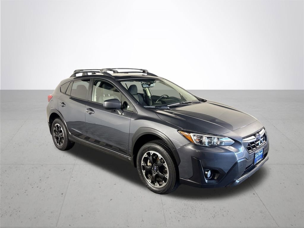 Used 2022 Subaru Crosstrek 2.0i Premium w/ Moonroof Package image 4
