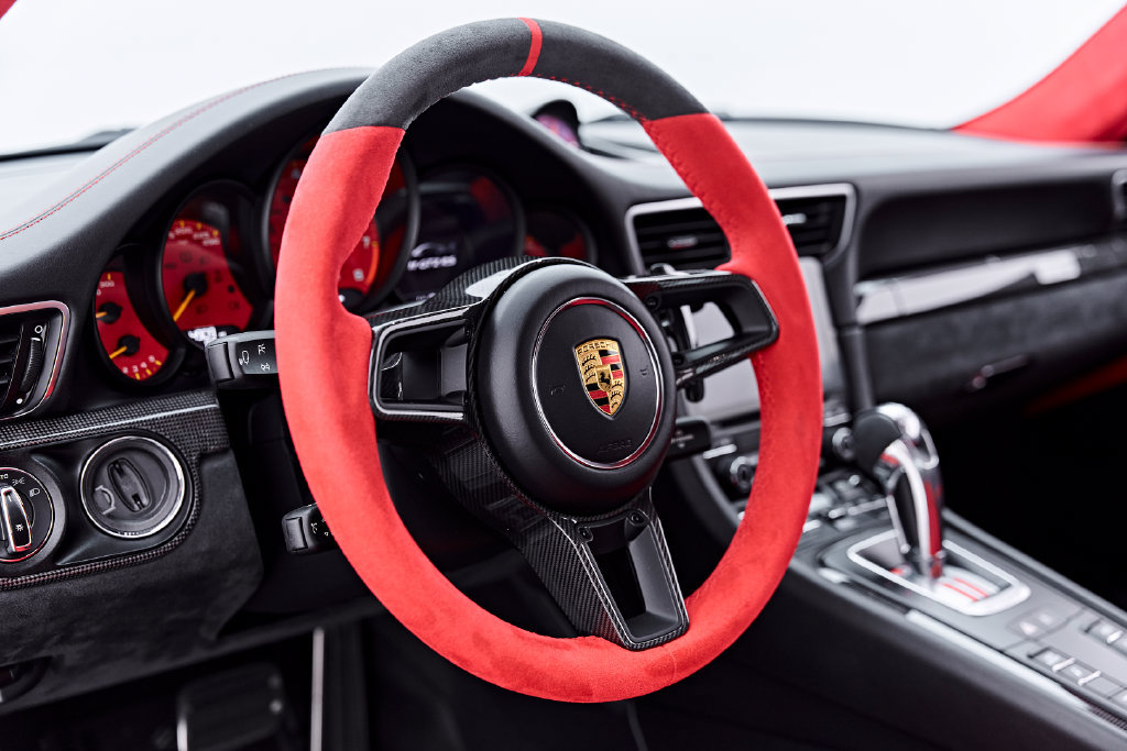Used 2019 Porsche 911 GT2 RS RWD image 59
