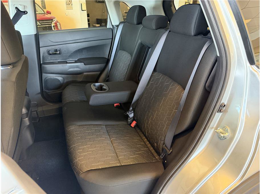 New 2027 Mitsubishi Outlander Sport FWD image 21