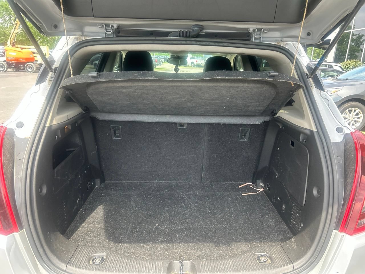 Used 2020 Buick Encore Preferred w/ Safety Package FWD image 13