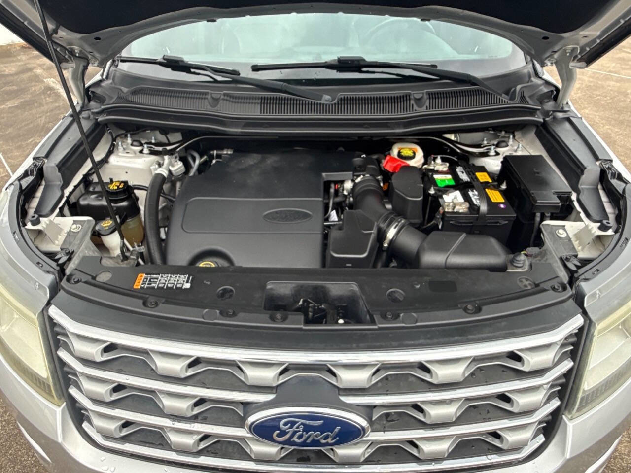 Used 2017 Ford Explorer Limited FWD image 55