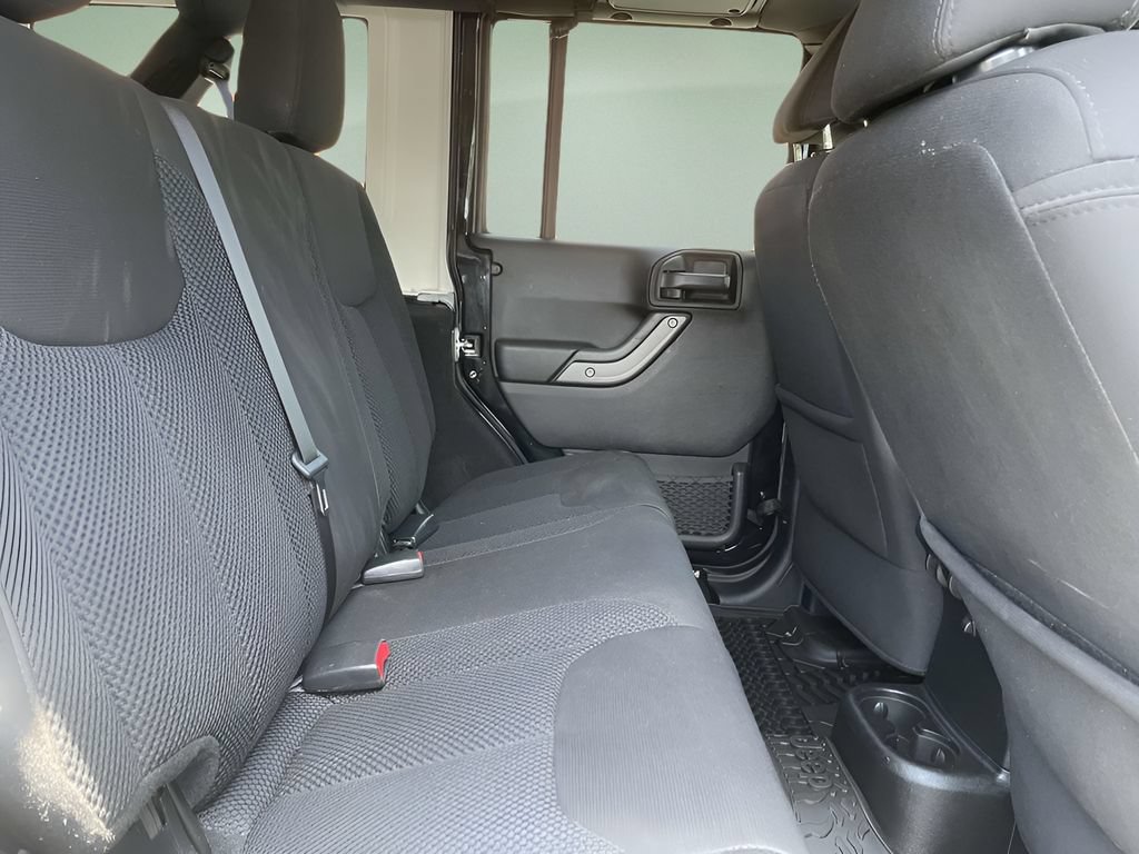 Used 2017 Jeep Wrangler Unlimited Sport AWD/4WD image 10