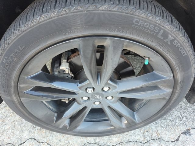 Used 2019 Ford Edge ST w/ Equipment Group 401A AWD/4WD image 13