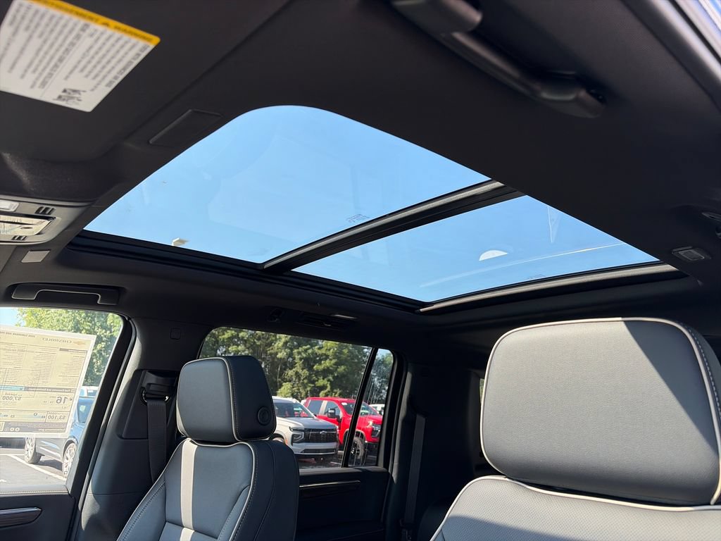 New 2026 Chevrolet Suburban Premier AWD/4WD image 27