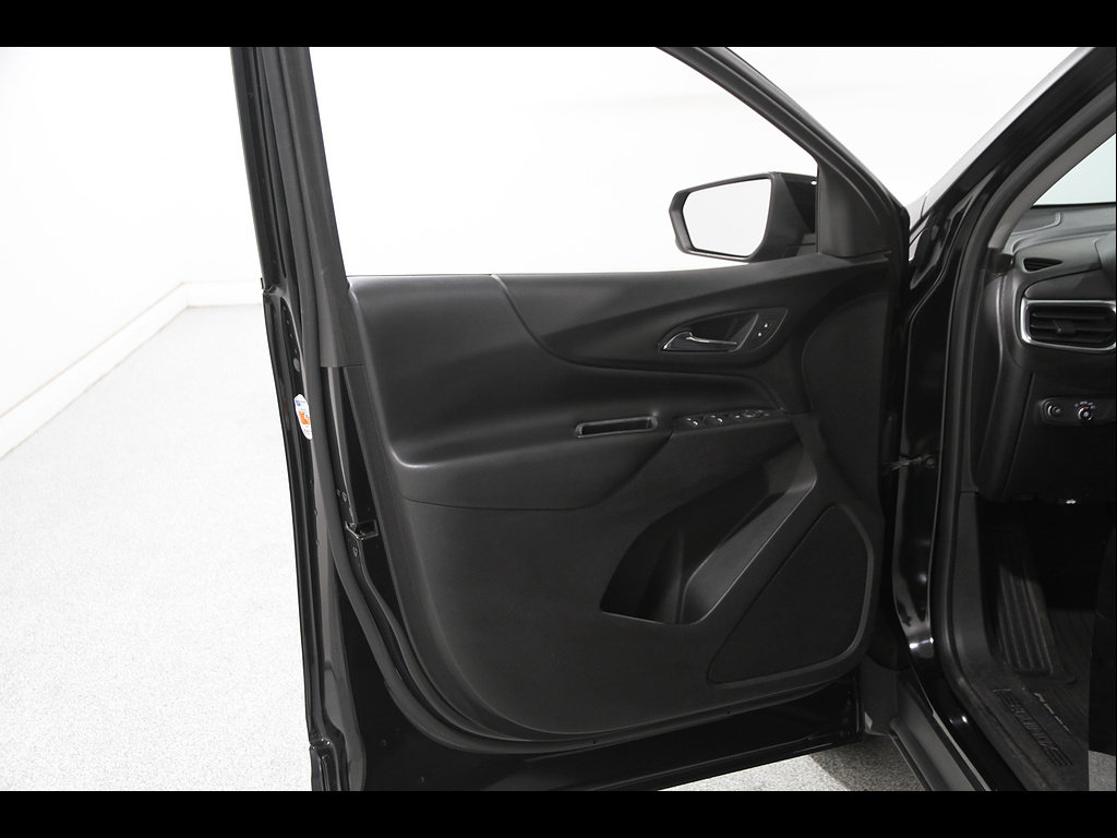 Used 2019 Chevrolet Equinox LT FWD image 4