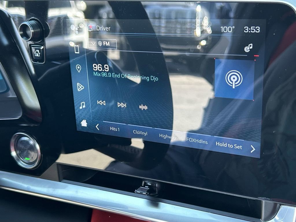 Used 2024 Chevrolet Corvette Stingray Preferred Cpe w/ Z51 Performance Package RWD image 13