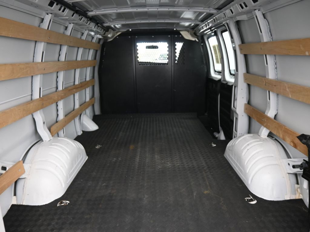 Used 2024 Chevrolet Express 2500 w/ Driver Convenience Package image 32