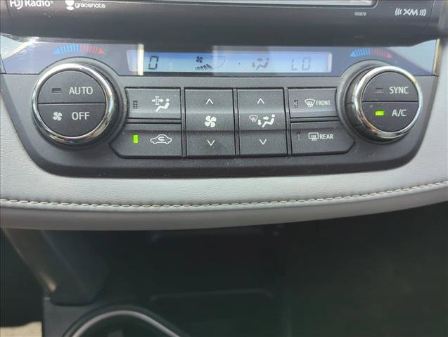 Used 2018 Toyota RAV4 XLE FWD image 26