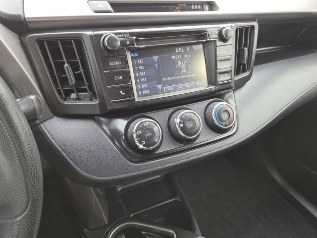 Used 2017 Toyota RAV4 LE w/ Carpet Mat Package image 18