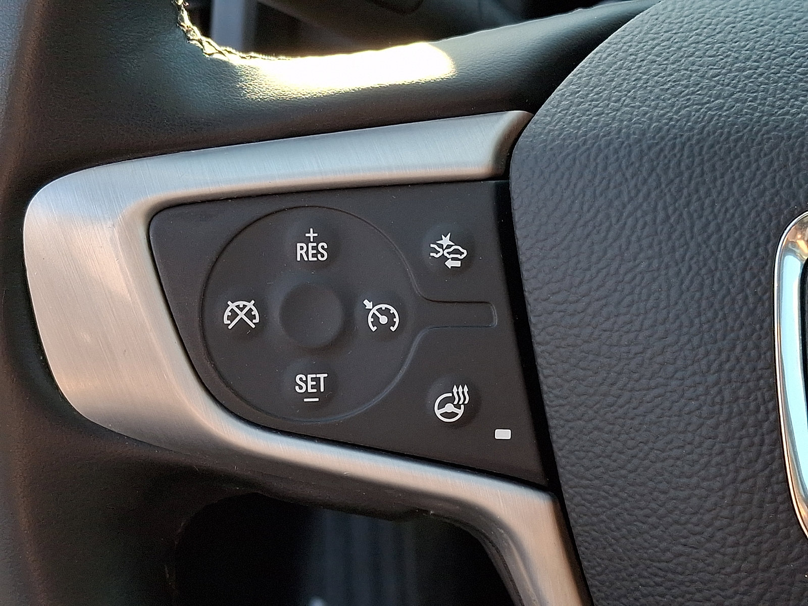 Certified 2024 GMC Terrain SLT AWD/4WD image 22
