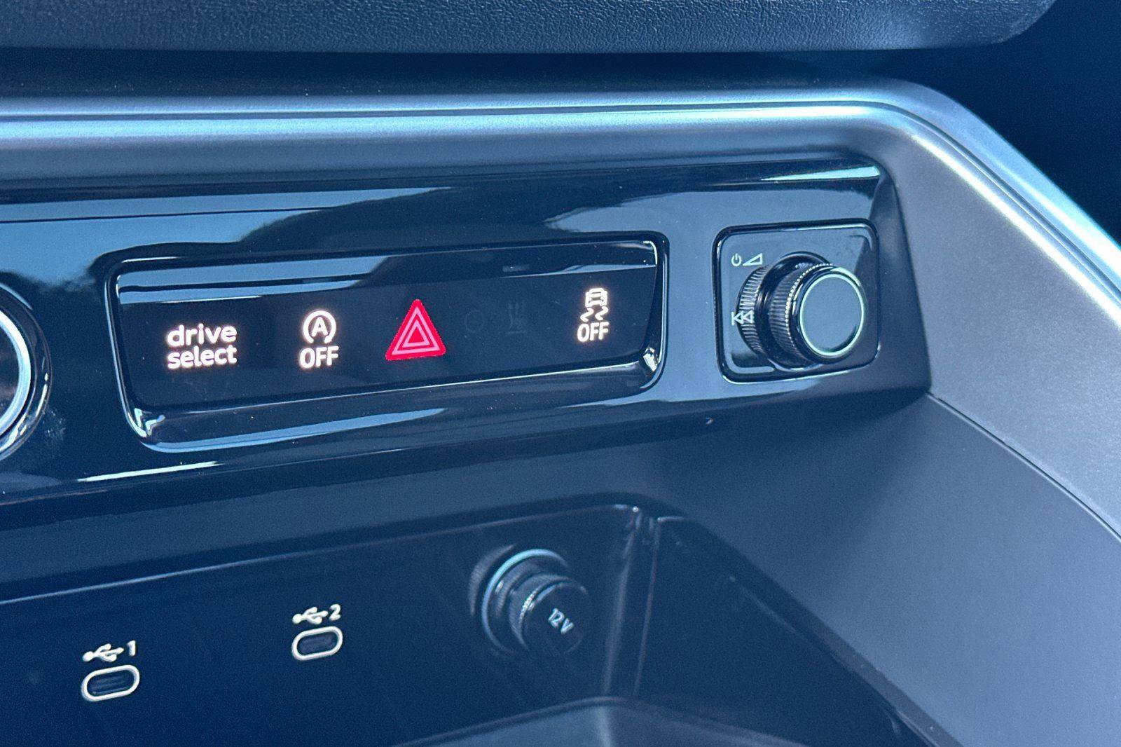 Certified 2025 Audi Q5 Premium Plus w/ Premium Plus image 21