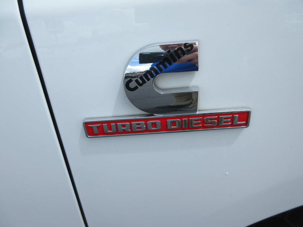 Used 2024 RAM 2500 Big Horn AWD/4WD image 4