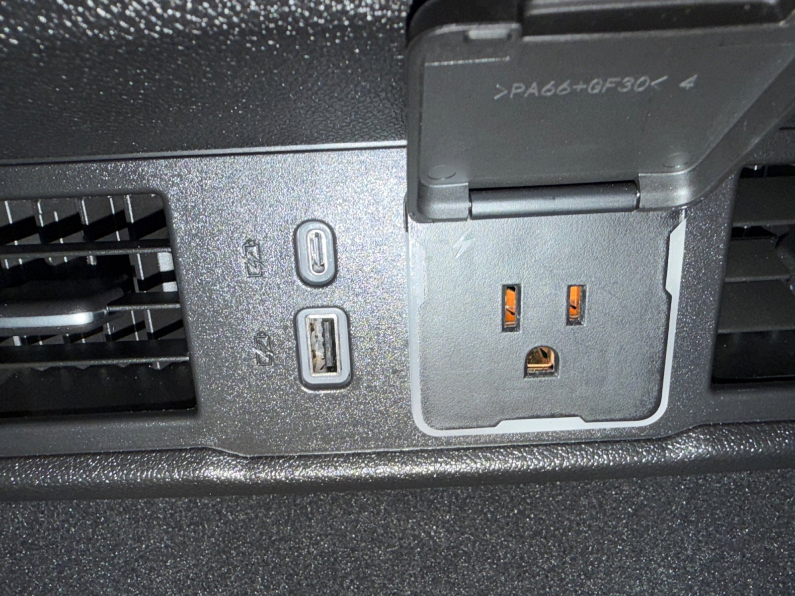 Used 2024 GMC Sierra 1500 Elevation AWD/4WD image 32