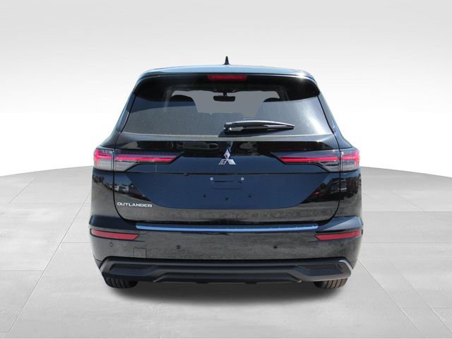New 2026 Mitsubishi Outlander ES FWD image 4
