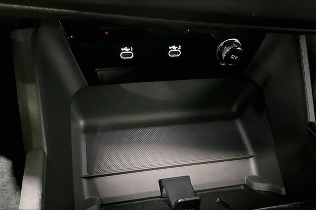 Certified 2025 Audi S6 e-tron Premium w/ Convenience Package AWD/4WD image 18