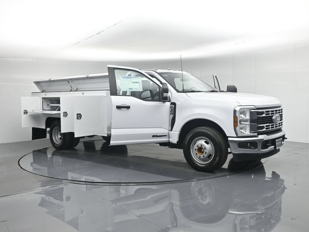 New 2026 Ford F350 XL w/ XL Chrome Package RWD image 38
