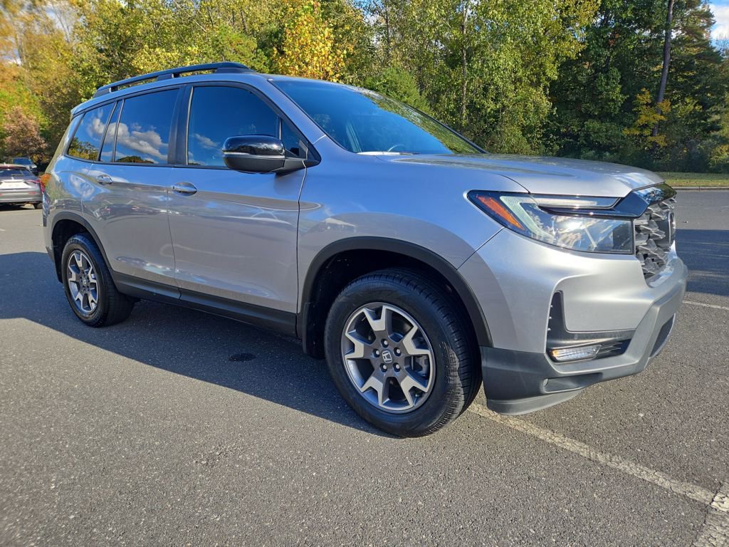 Used 2023 Honda Passport TrailSport image 7