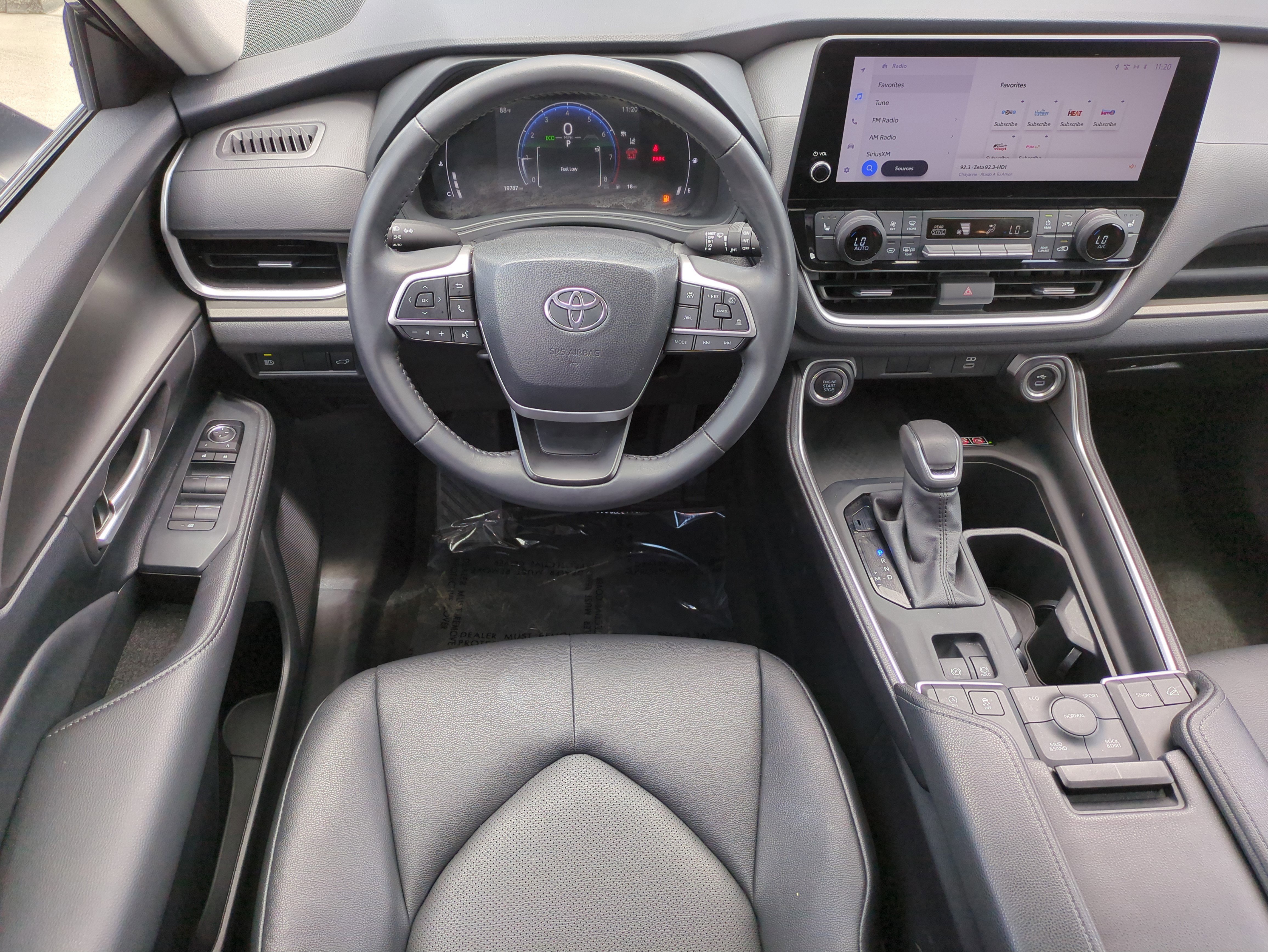 Used 2024 Toyota Grand Highlander XLE image 19