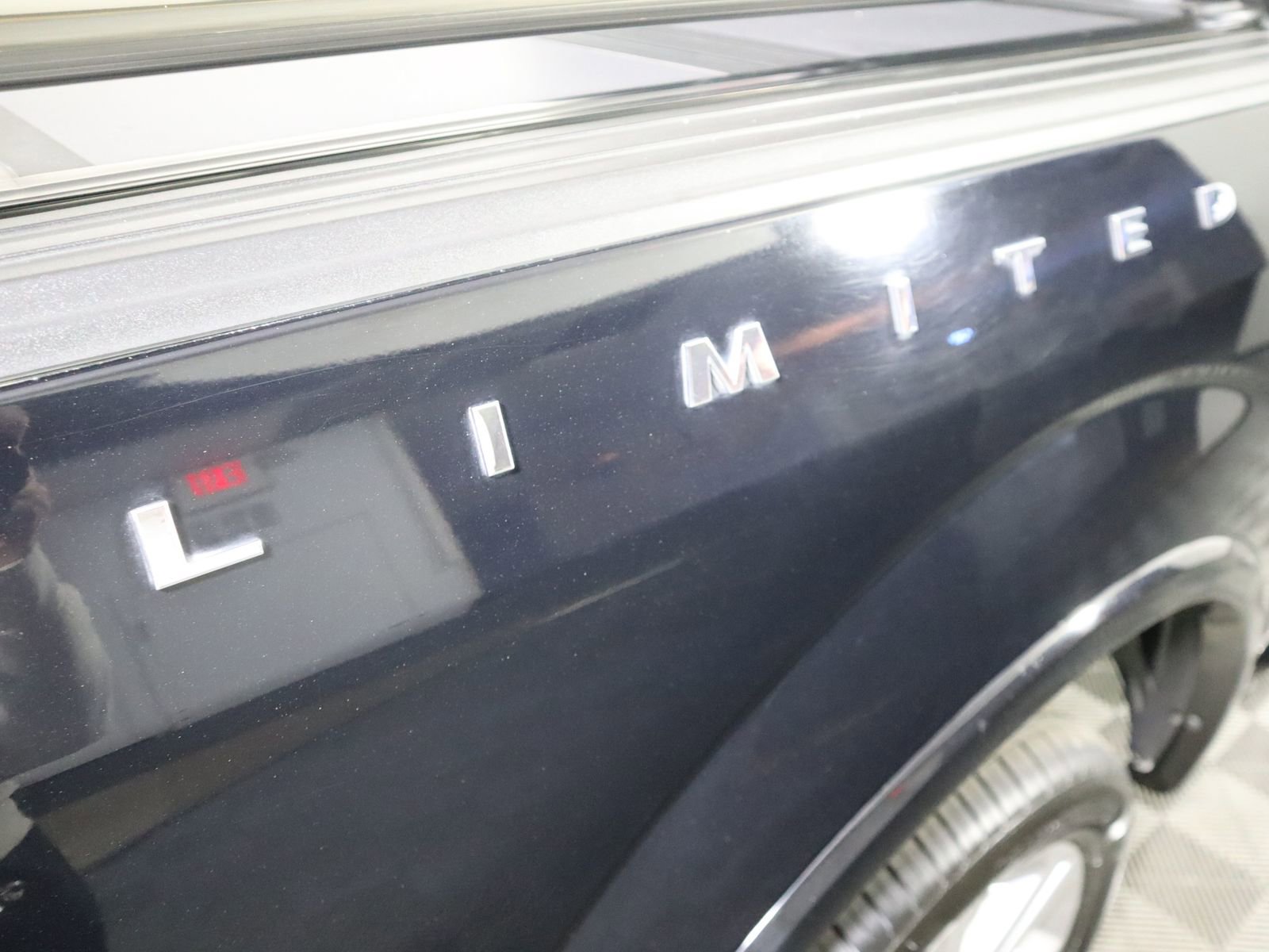 Used 2017 Ford F150 Limited w/ Trailer Tow Package AWD/4WD image 5