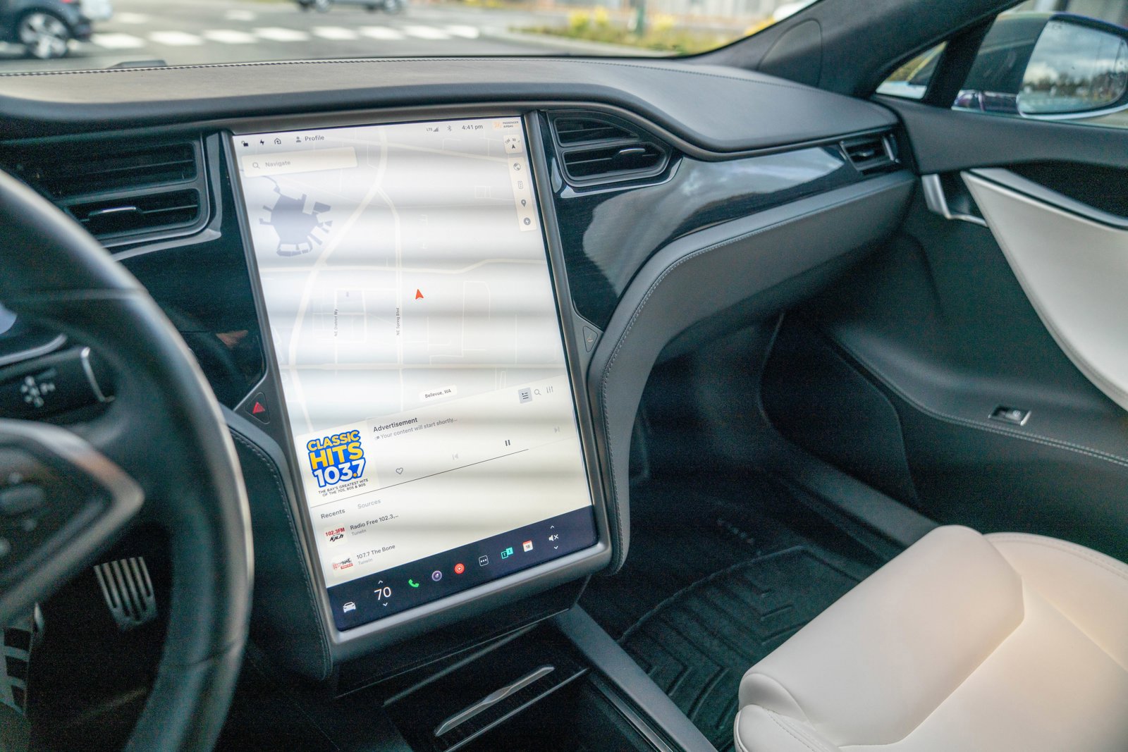 Used 2021 Tesla Model S Long Range Plus image 15