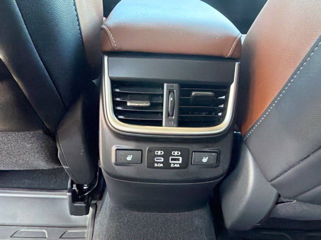 Used 2025 Subaru Outback Touring XT AWD/4WD image 30