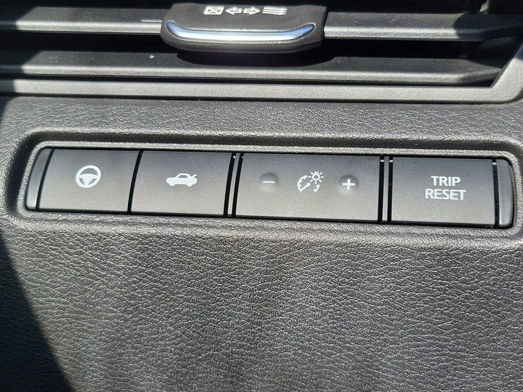 Used 2023 Nissan Altima 2.5 SV w/ SV Premium Package image 25