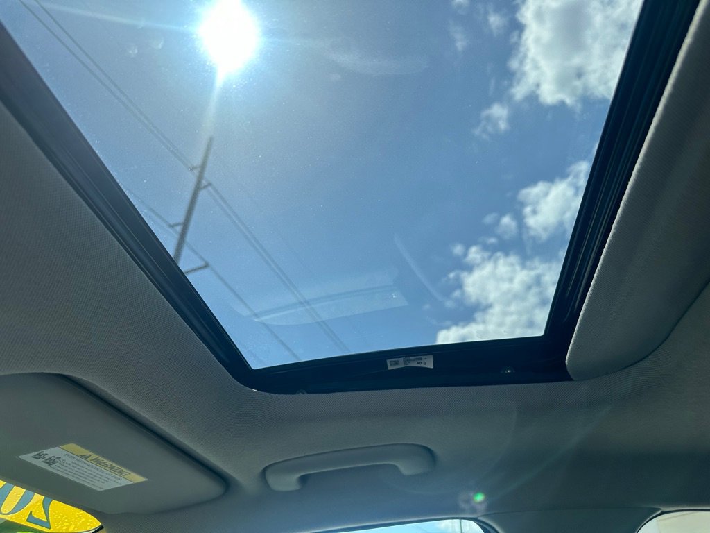 Used 2025 Hyundai Elantra SEL image 20