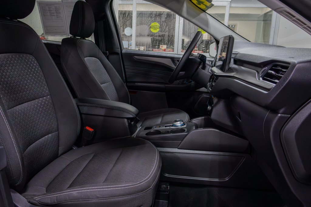 Used 2025 Ford Escape Active w/ Tech Pack #1 image 12