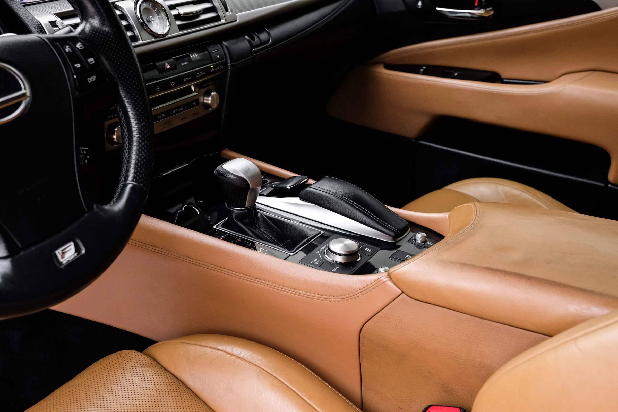 Used 2014 Lexus LS 460 AWD w/ F Sport Package image 35