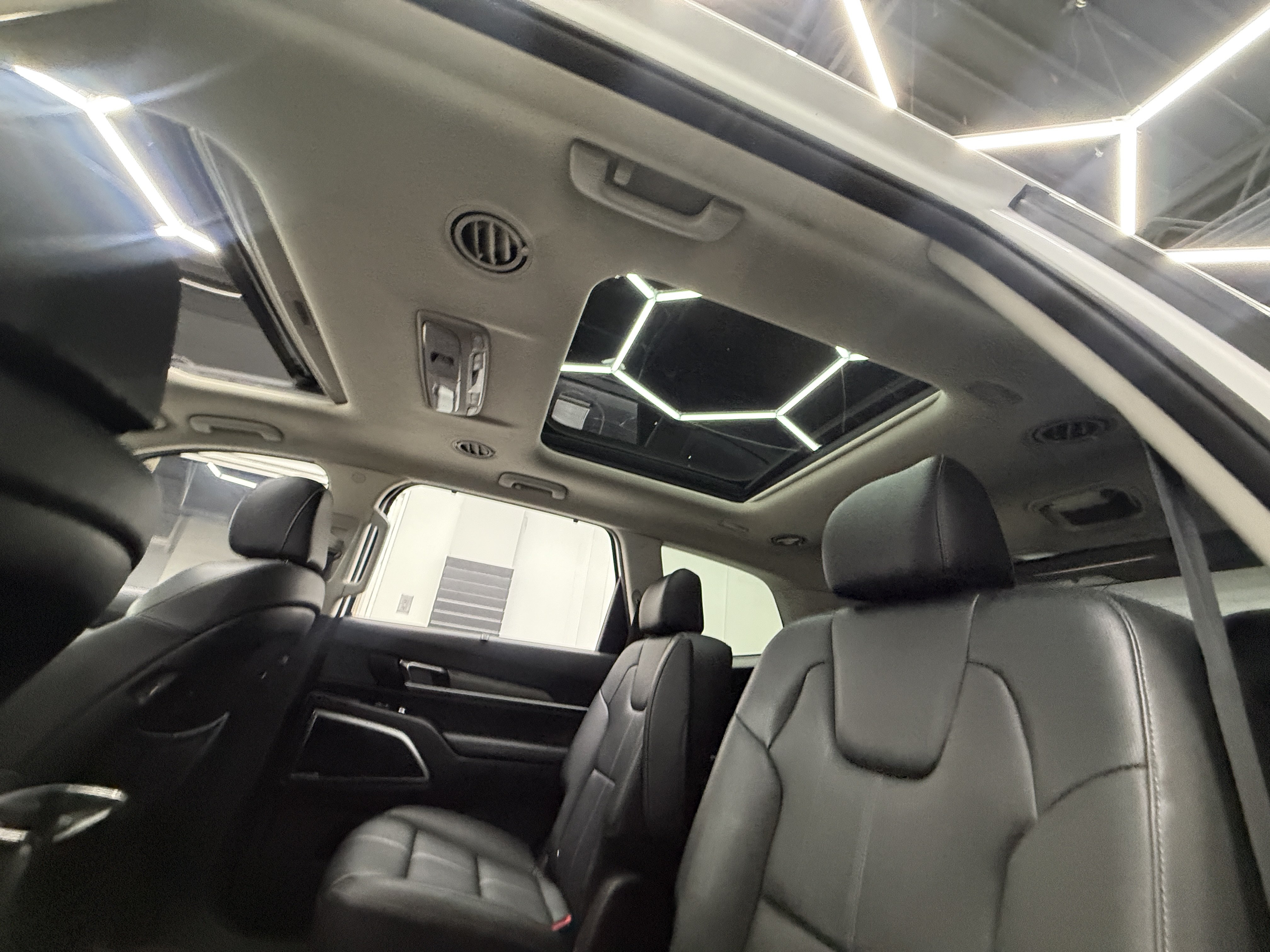 Used 2021 Kia Telluride SX AWD/4WD image 29