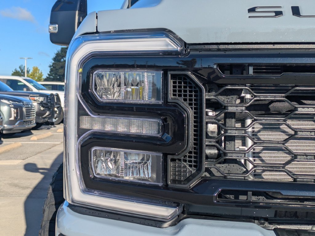New 2026 Ford F350 Lariat w/ Tremor Off-Road Package AWD/4WD image 11