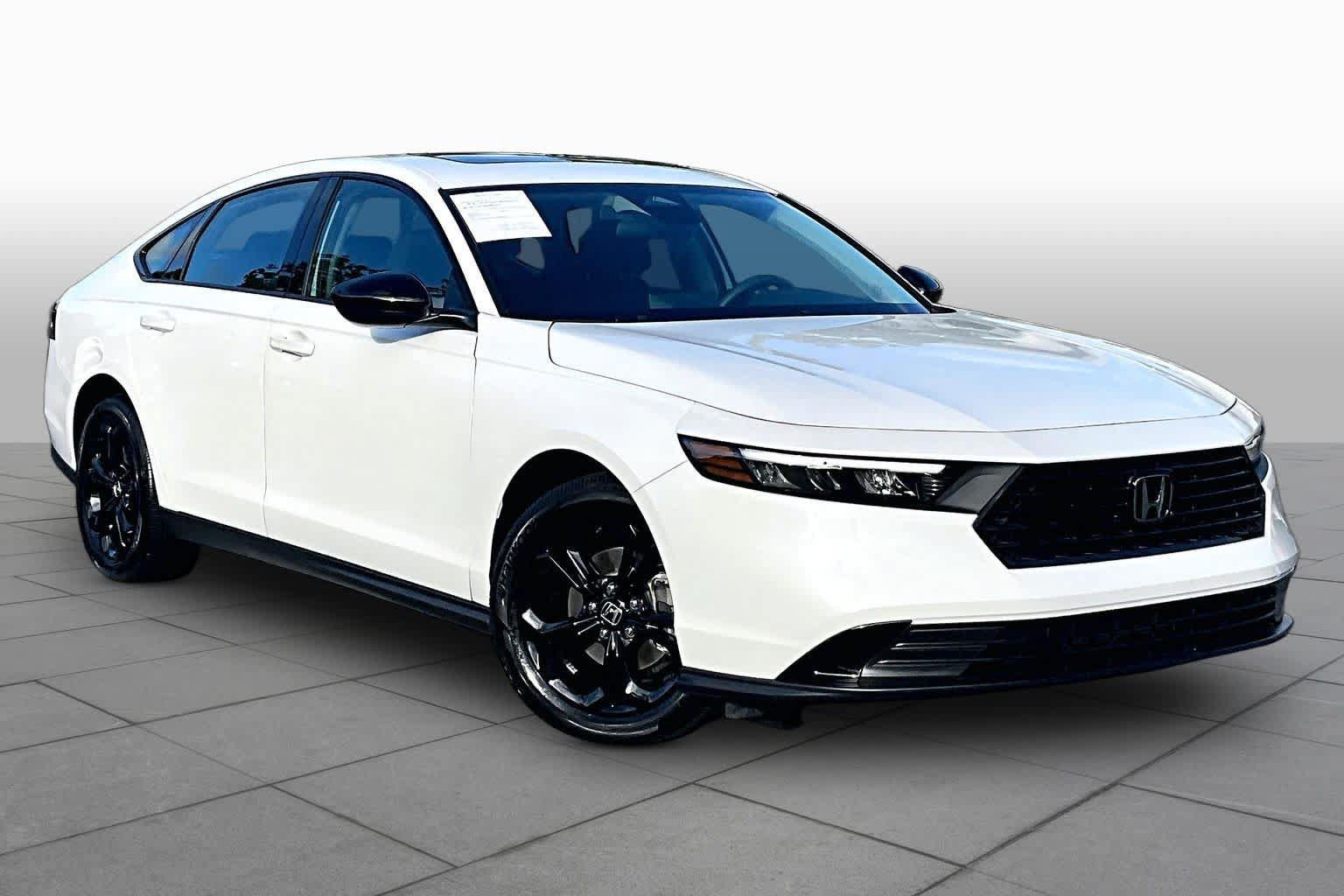 Used 2025 Honda Accord SE image 3