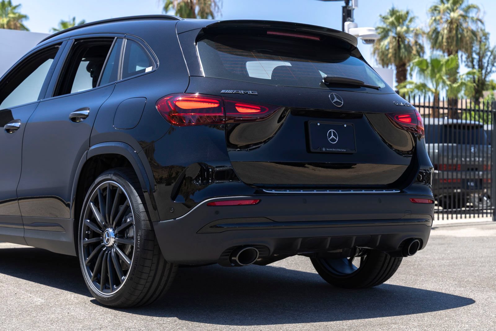 New 2026 Mercedes-Benz GLA 35 AMG 4MATIC image 8