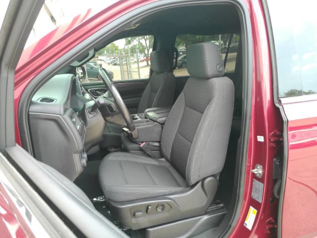 Used 2021 Chevrolet Suburban LS RWD image 16