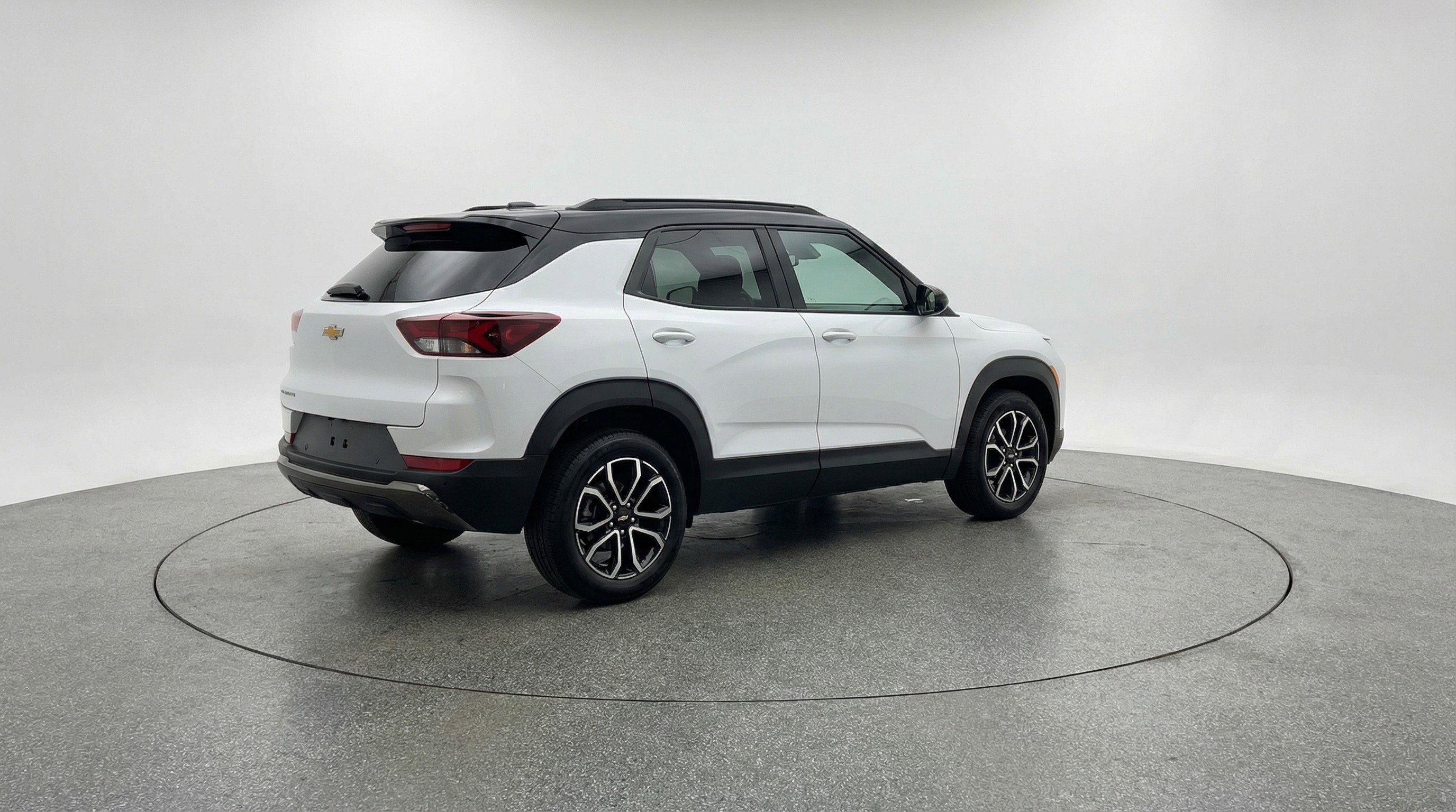 Used 2025 Chevrolet TrailBlazer LT image 9