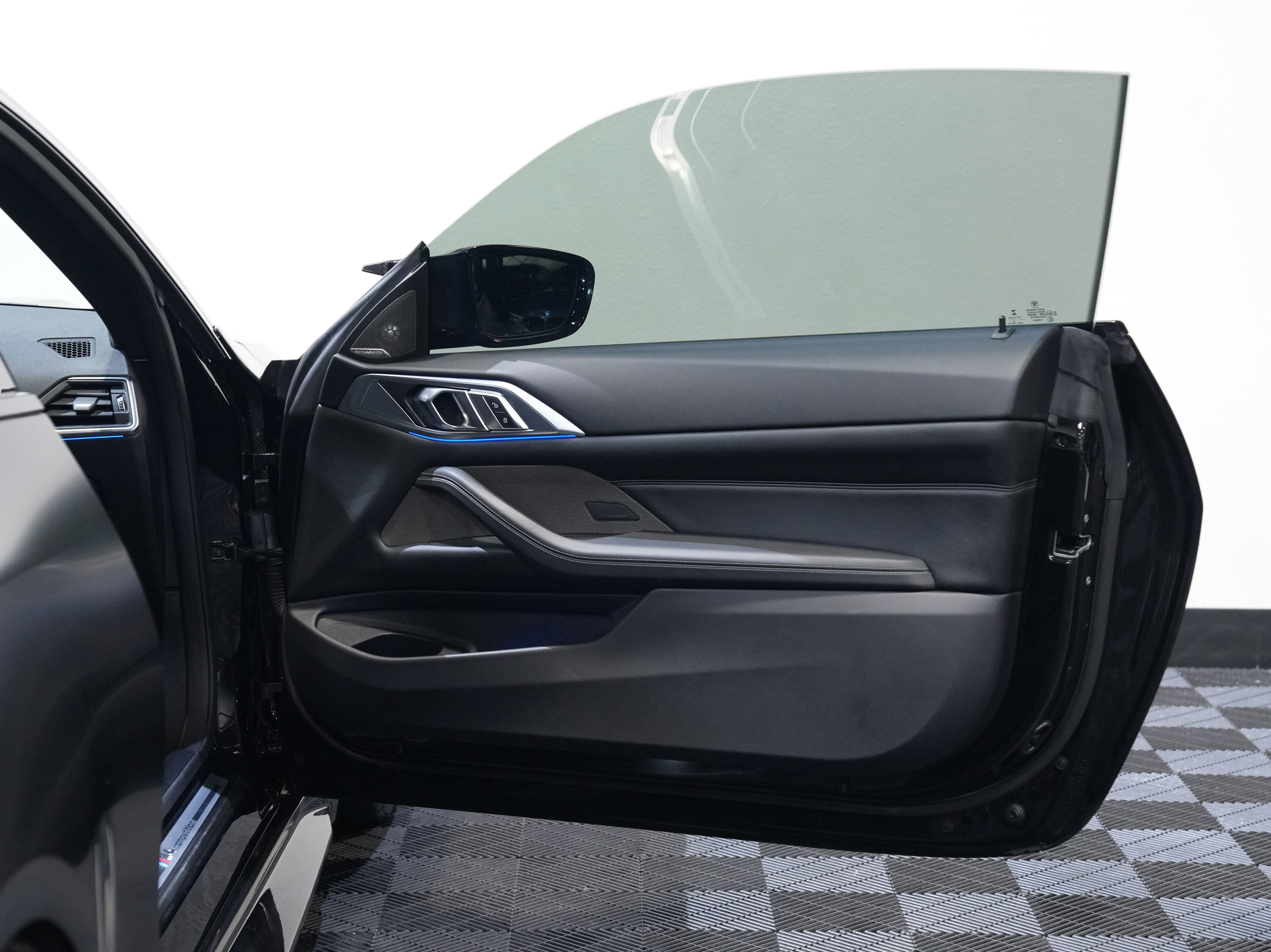 Used 2021 BMW M4 Competition image 28