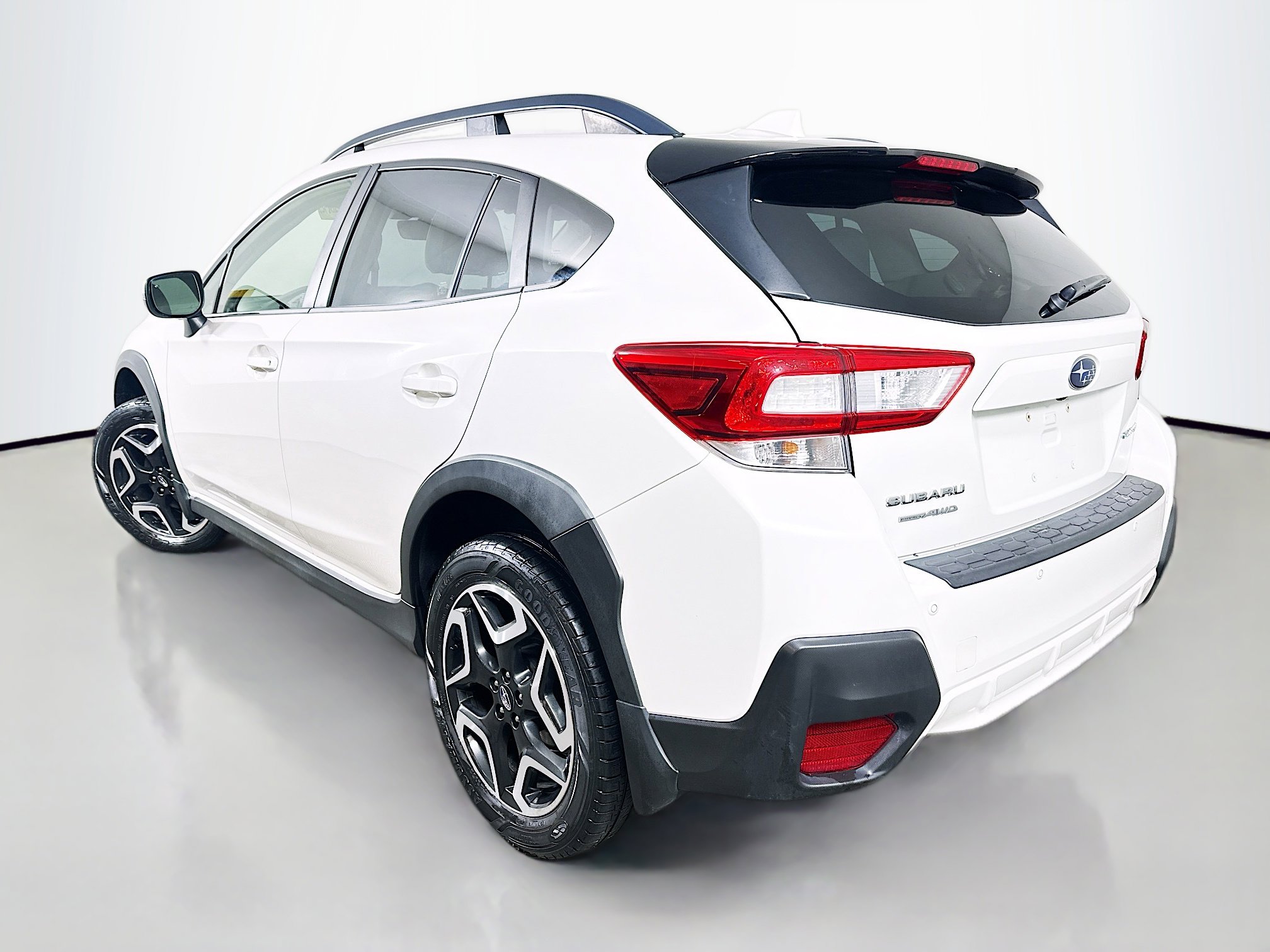 Used 2019 Subaru Crosstrek 2.0i Limited w/ Moonroof Package AWD/4WD image 5
