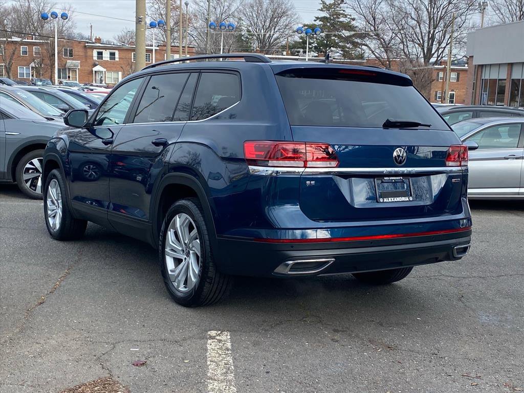 Certified 2022 Volkswagen Atlas SE image 4