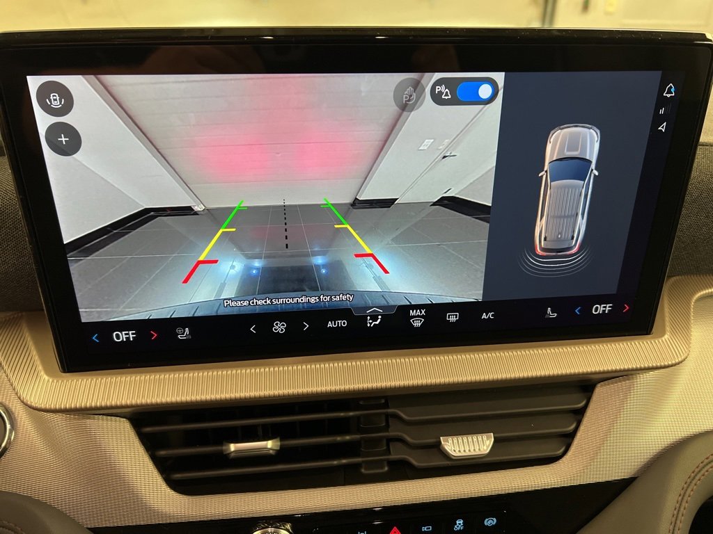 New 2026 Ford Explorer Active w/ Active Comfort Package image 12