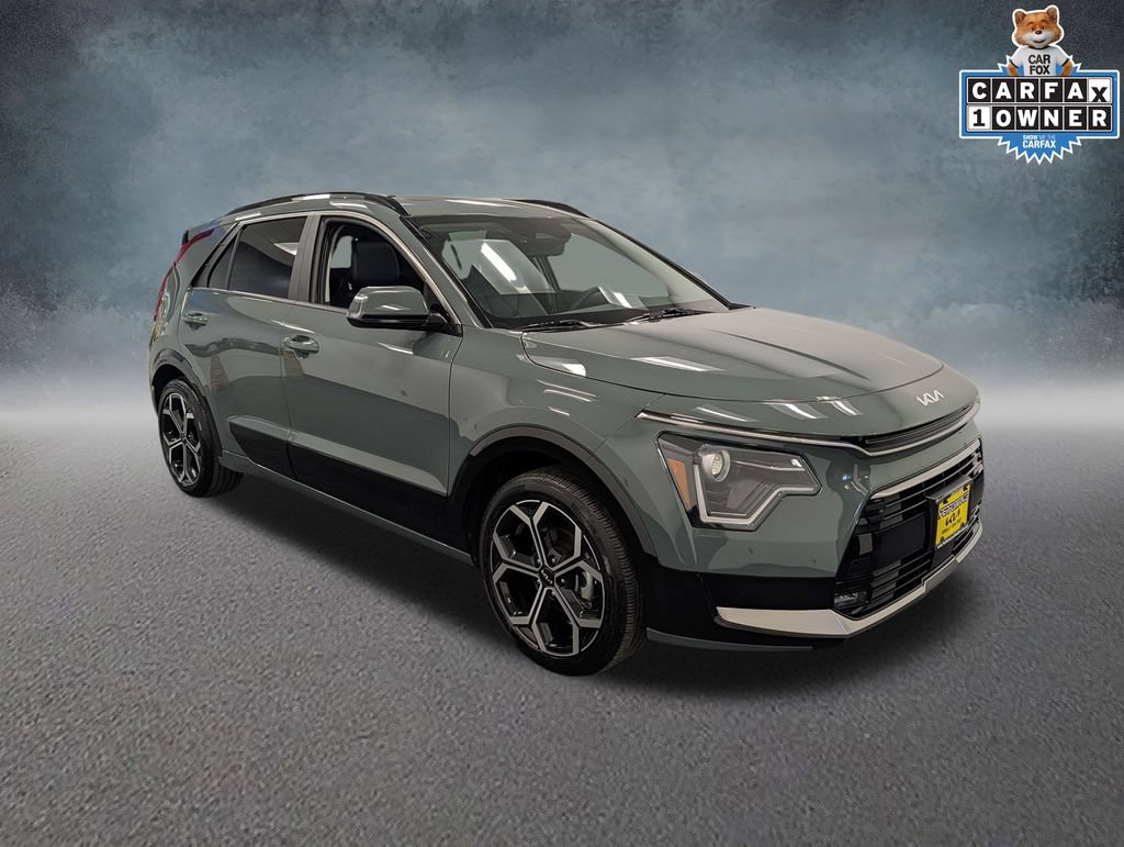 Certified 2025 Kia Niro EX Touring FWD image 3