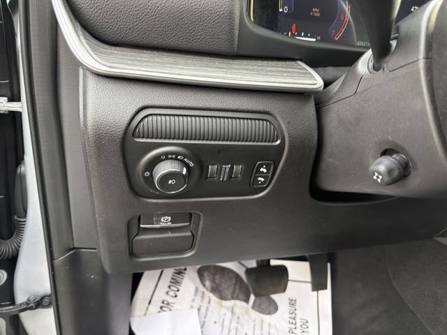 Used 2023 Jeep Wagoneer Series II AWD/4WD image 17