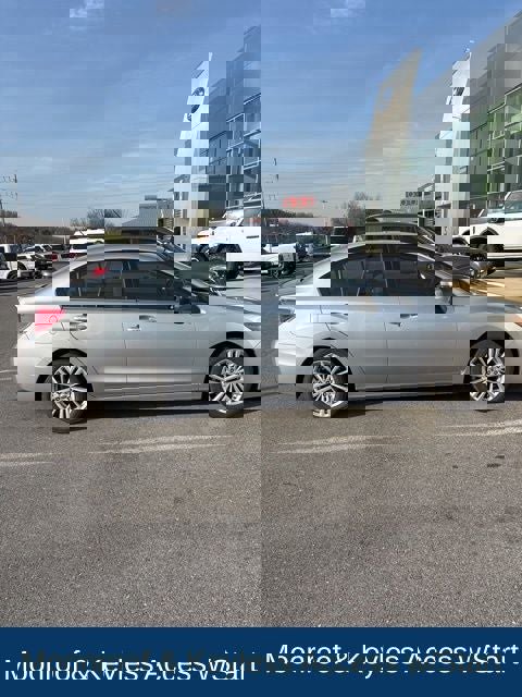 Used 2015 Subaru Impreza 2.0i Limited image 7