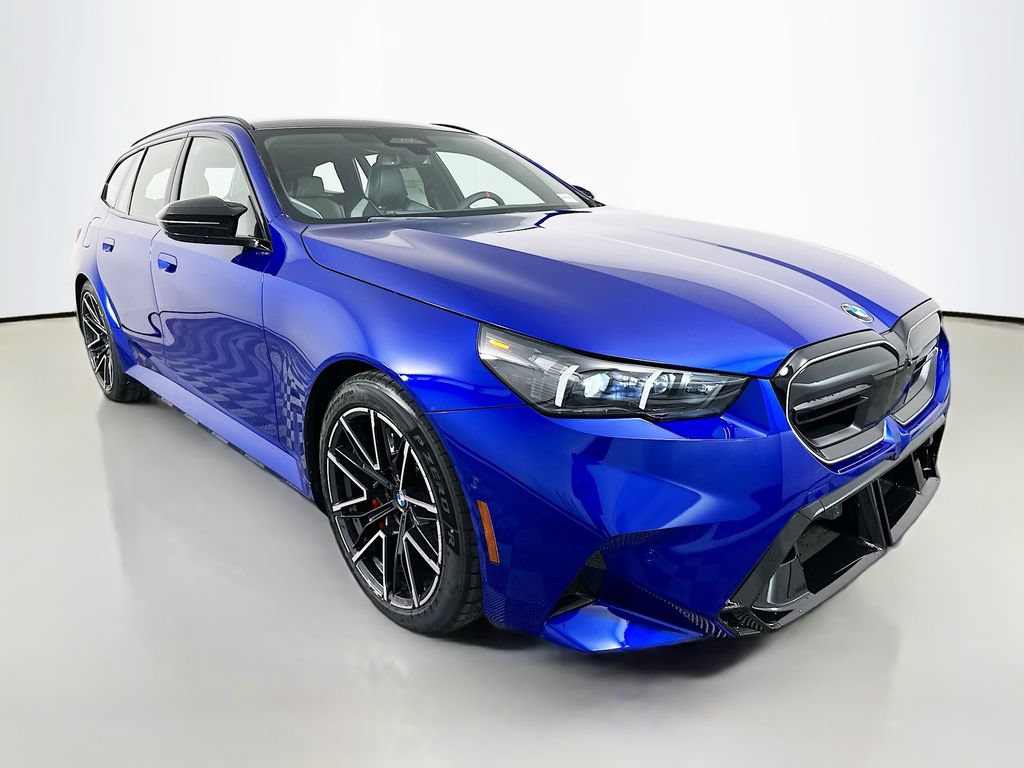 New 2027 BMW M5 Touring AWD/4WD image 3