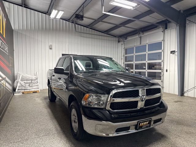 Used 2021 RAM 1500 Classic SLT image 30