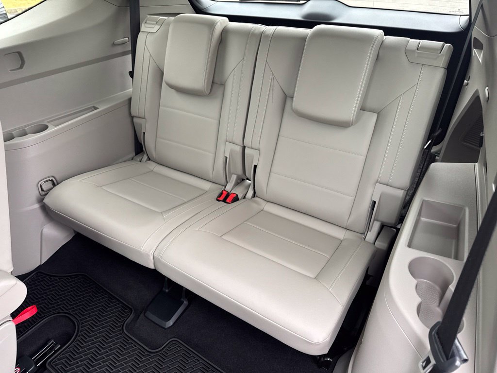 Certified 2023 Volkswagen Atlas SEL R-Line AWD/4WD image 27