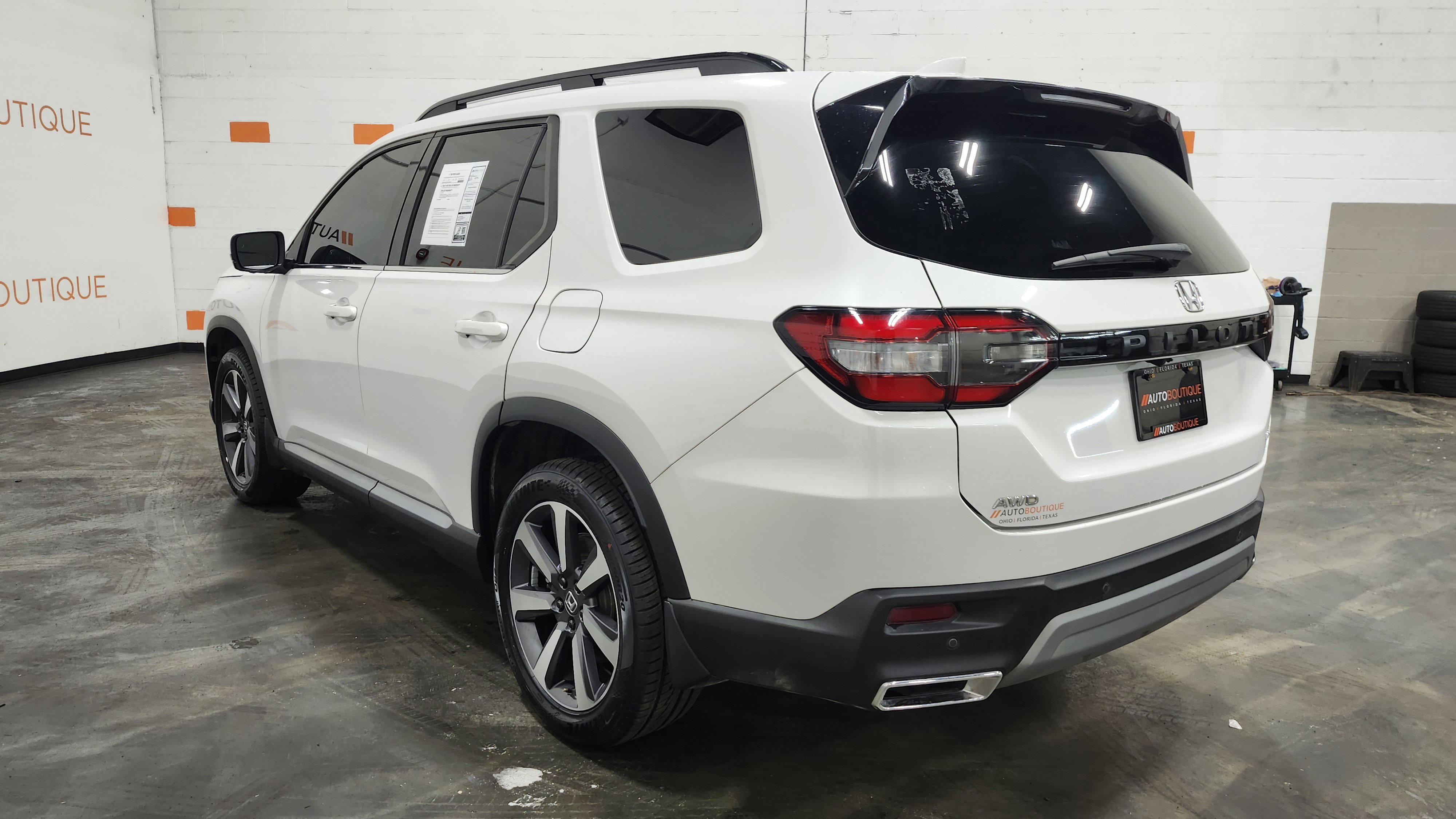 Used 2023 Honda Pilot Elite image 20